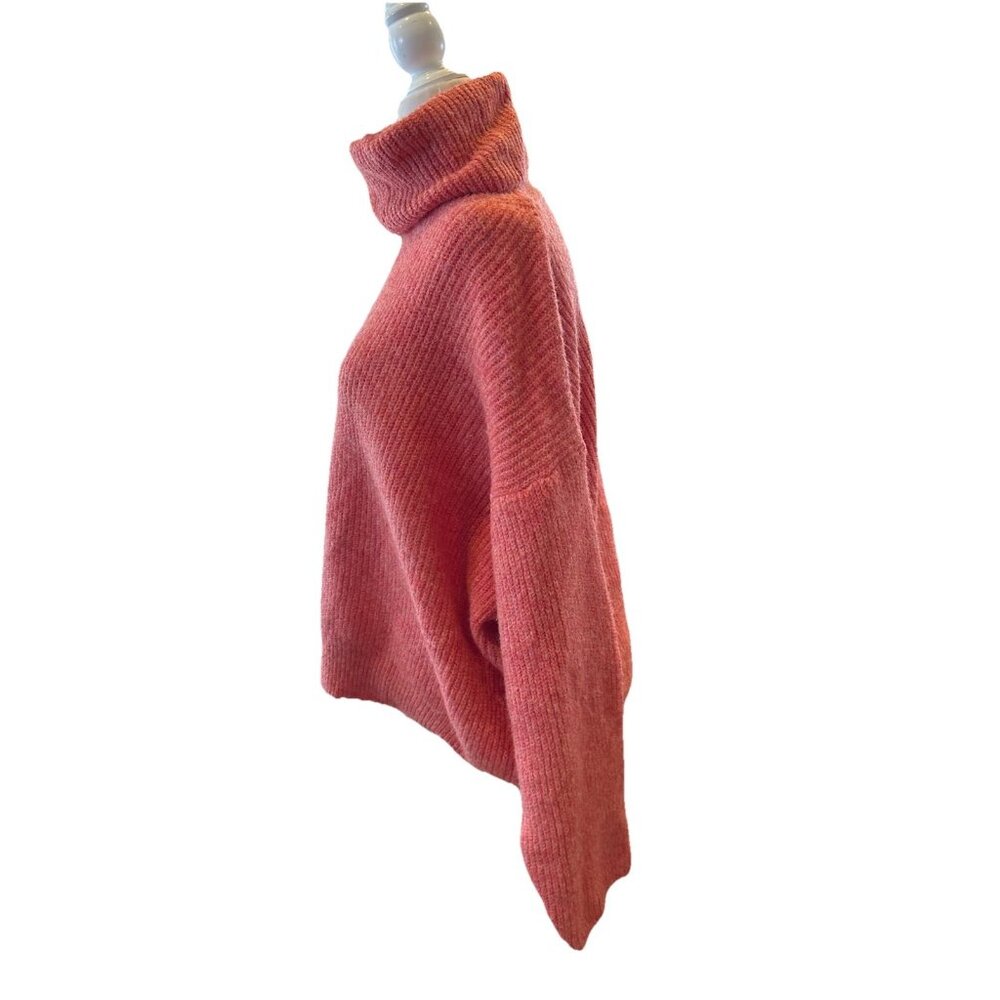 Lyla + Luxe Oversized Cowl Neck Sweater Coral Knit Size M NWT Canadian Brand - Picture 2 of 6
